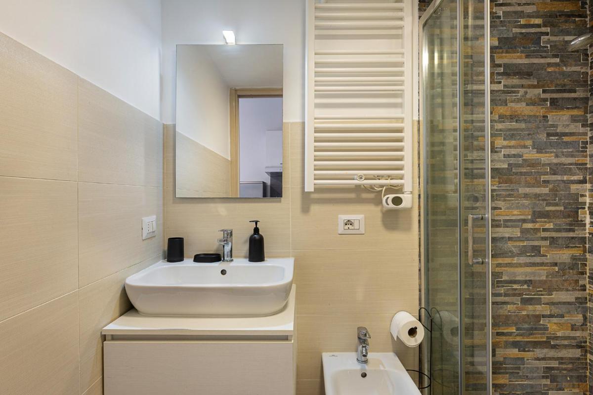 شقة Superb Loft NavigliComfy&Relax ميلان المظهر الخارجي الصورة